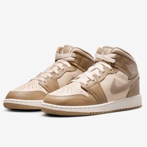 Jordan 1 Mid Youth